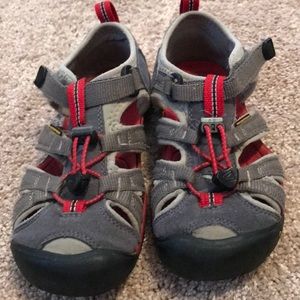 Boys Keens Sandals